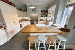 Kitchen/Dining Room- click for photo gallery
